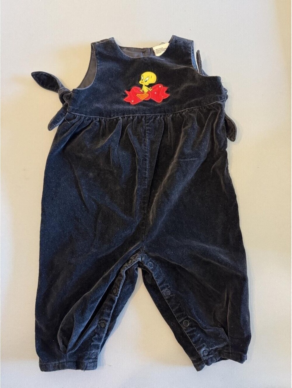 Vintage Warner Bros Tweety Bird velour romper 18 months EUC